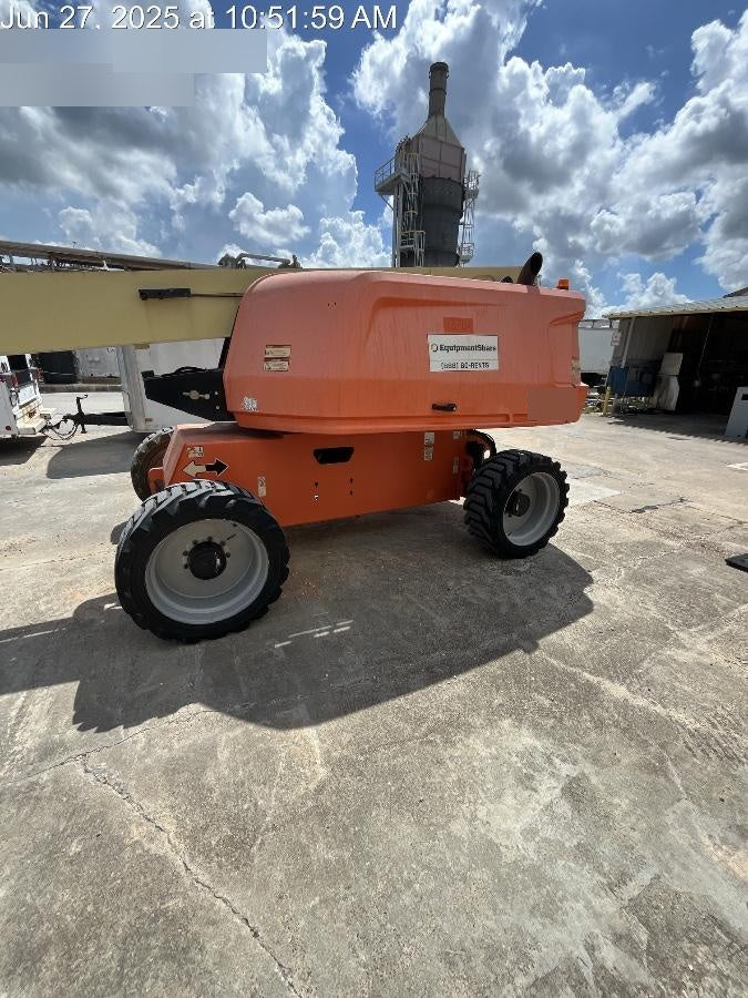 2019 JLG 660SJ