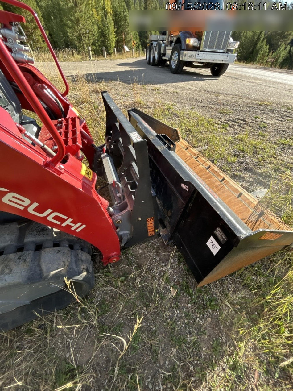 2025 ARROW MATERIAL HANDLING 48" Pallet Forks - Arrow