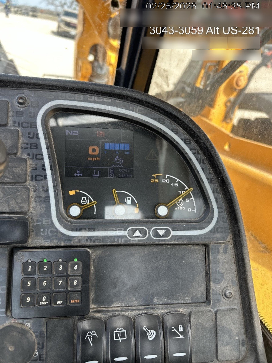 2019 JCB 512-56 109 HP w/CAB/HVAC, Beacon, Aux Hydraulics, Worklights, Solid Tires, 60" Carriage/Forks