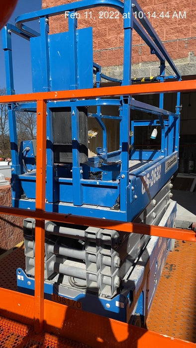 2020 Genie GS-2632 Solid NM Tires, Folding Rails with Half-Height Swing Gate, Beacon