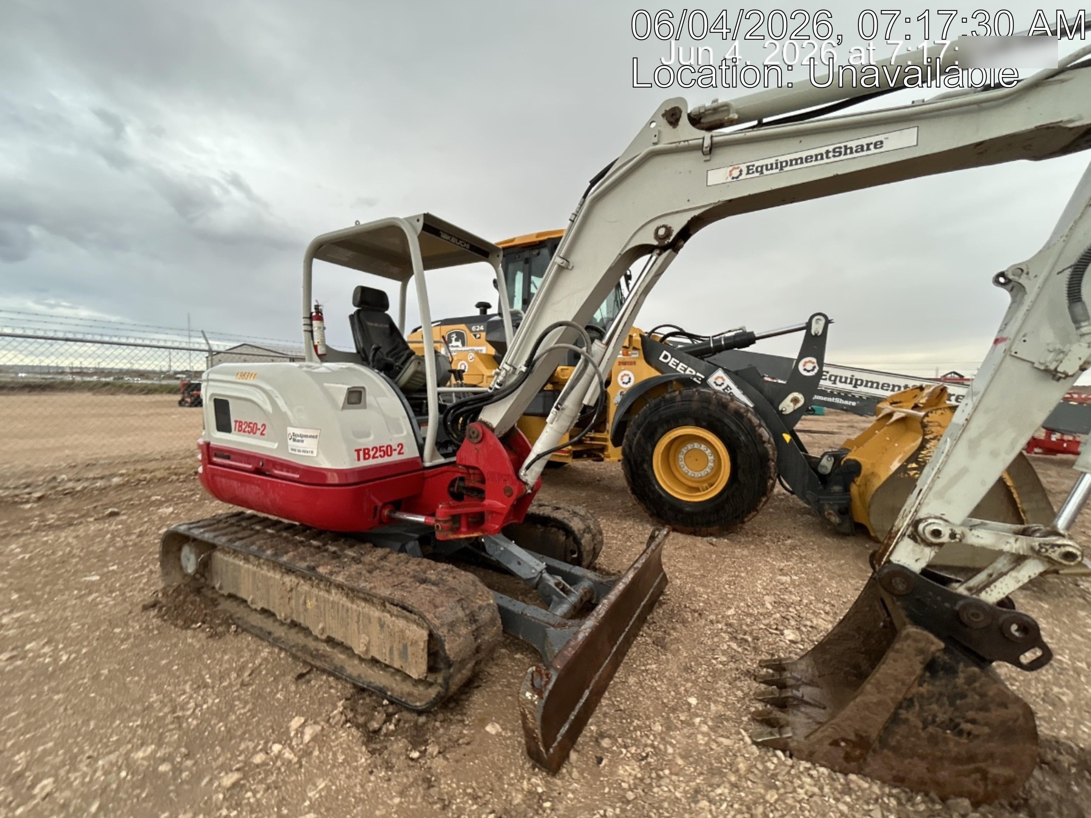 2021 TAKEUCHI TB250-2