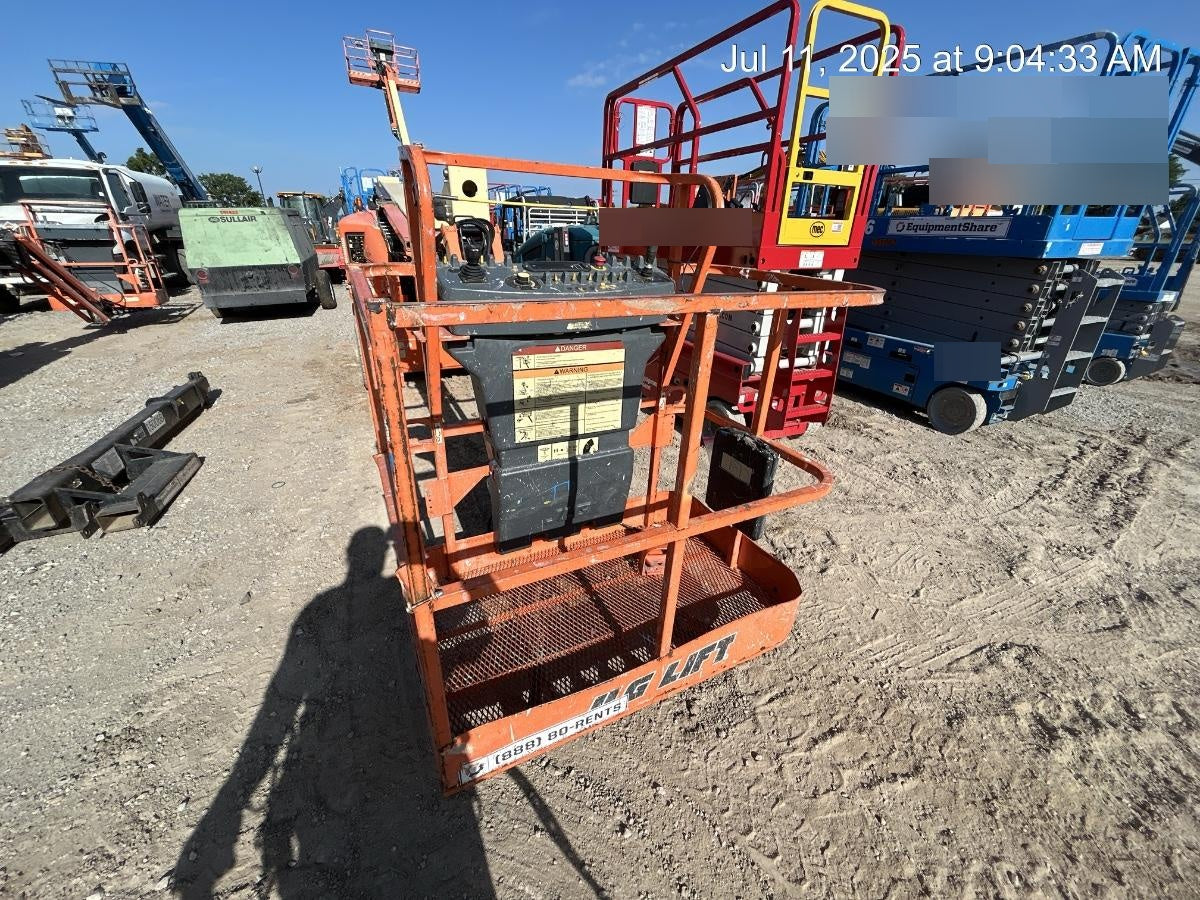 2018 JLG E400AJP