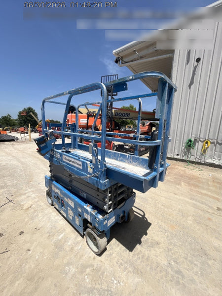 2020 Genie GS-1930 Solid Non Marking Tires, Beacon, Folding rails with half height swing gate