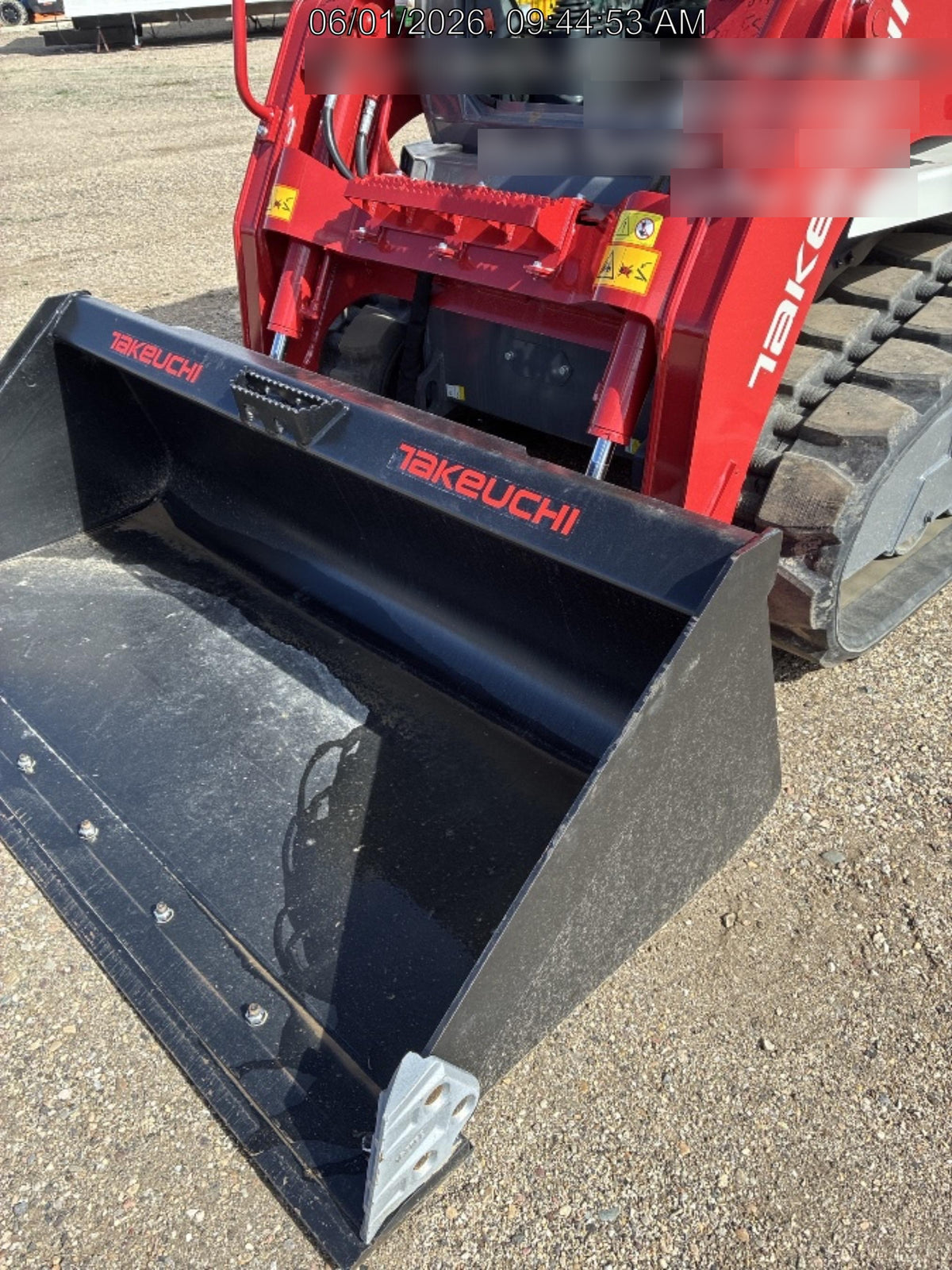 2025 TAKEUCHI 76" Smooth Bucket - Takeuchi