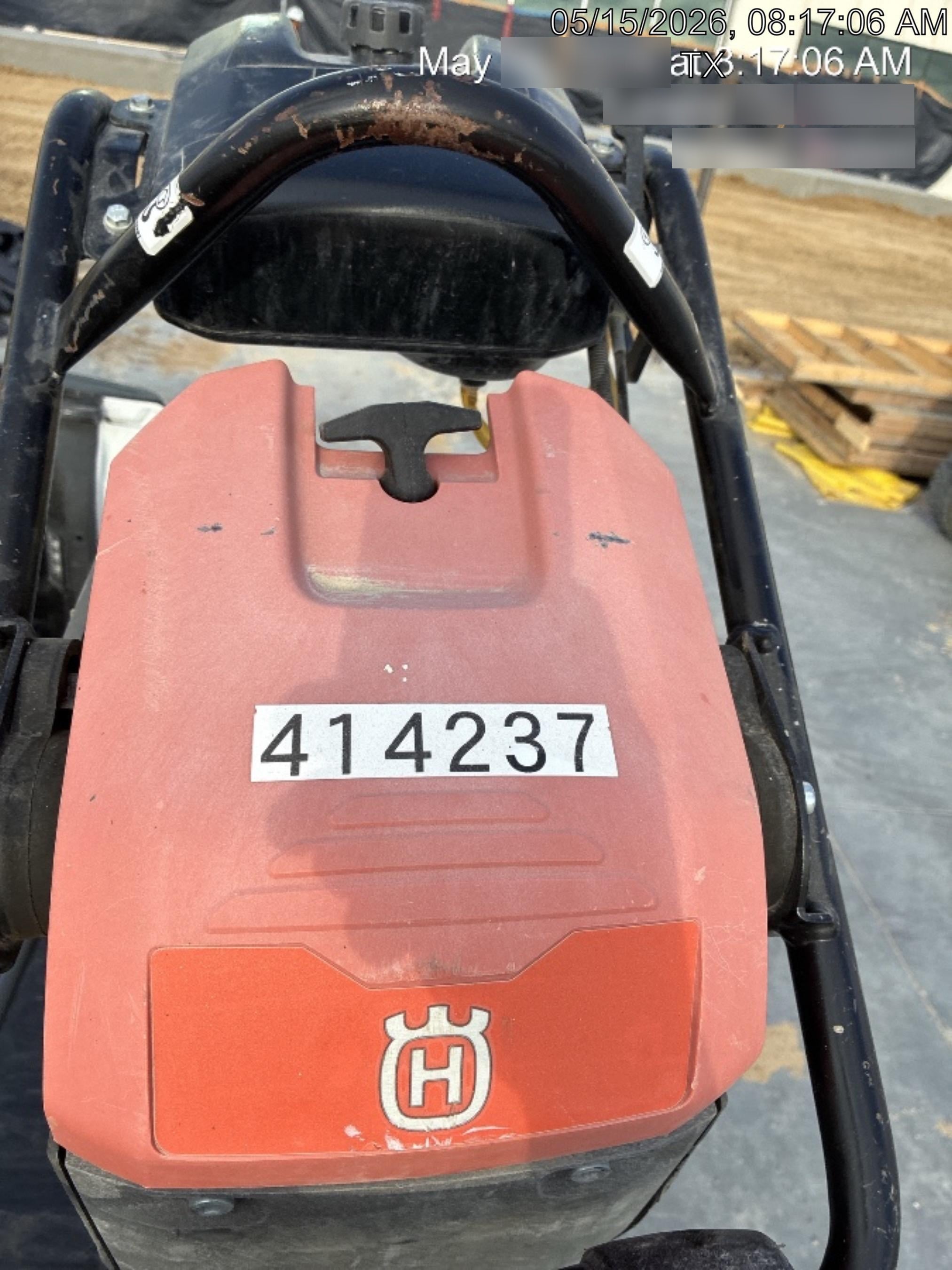 2024 HUSQVARNA LT6005