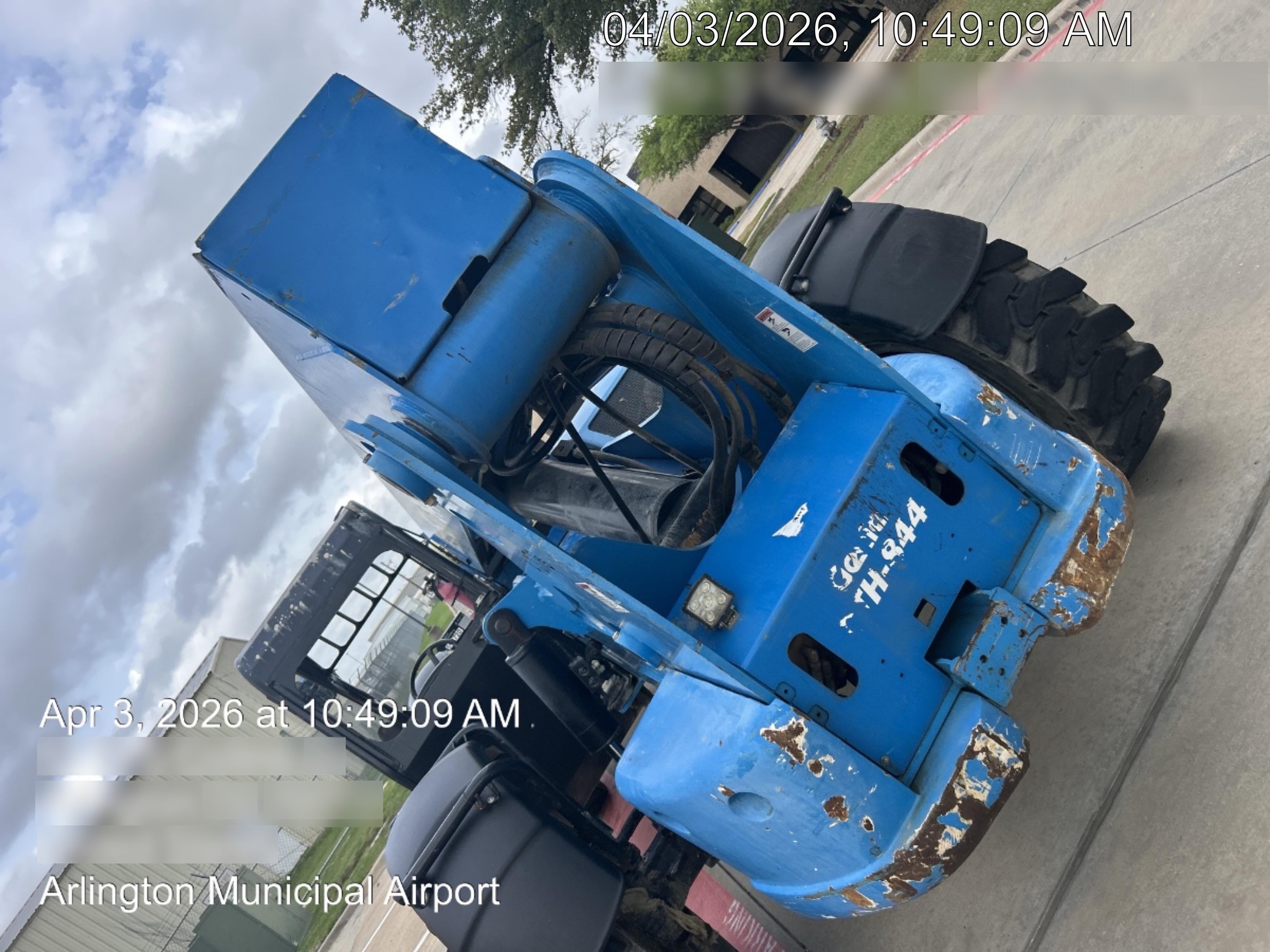 2017 Genie GTH-844 Genie GTH844 Telehandler, 60" Carriage, Solid Tires