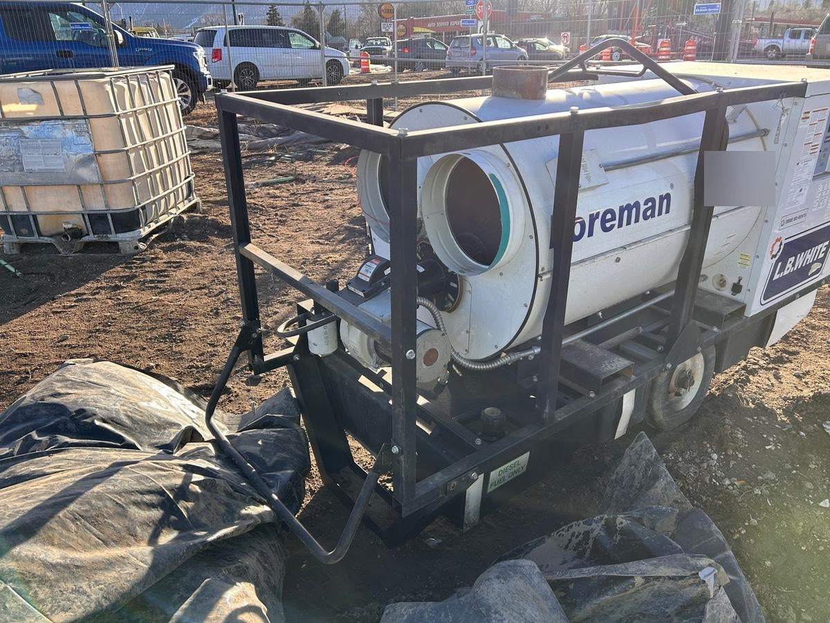 2022 LB WHITE Foreman 500 Oil