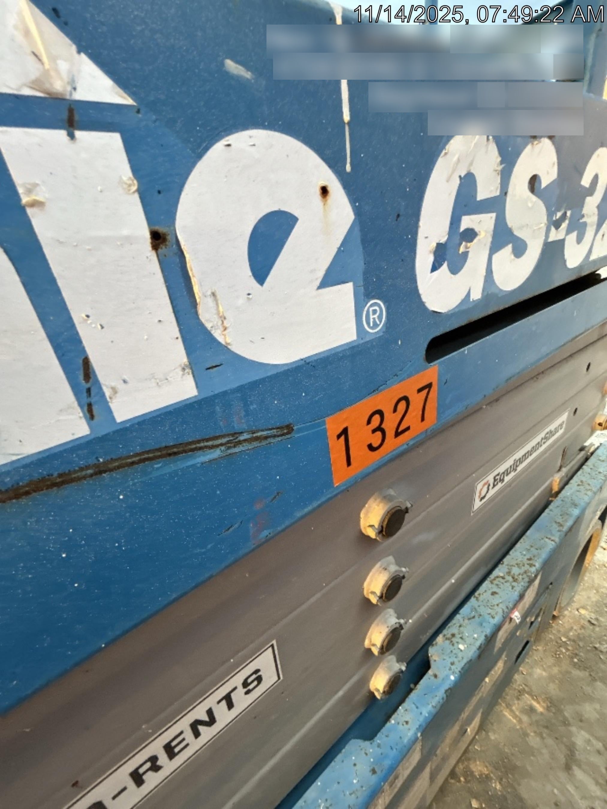 2016 Genie GS-3232 32' Narrow Scissor Lift