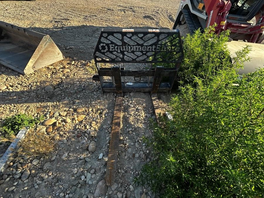 2021 PALADIN 48" Pallet Forks - Paladin