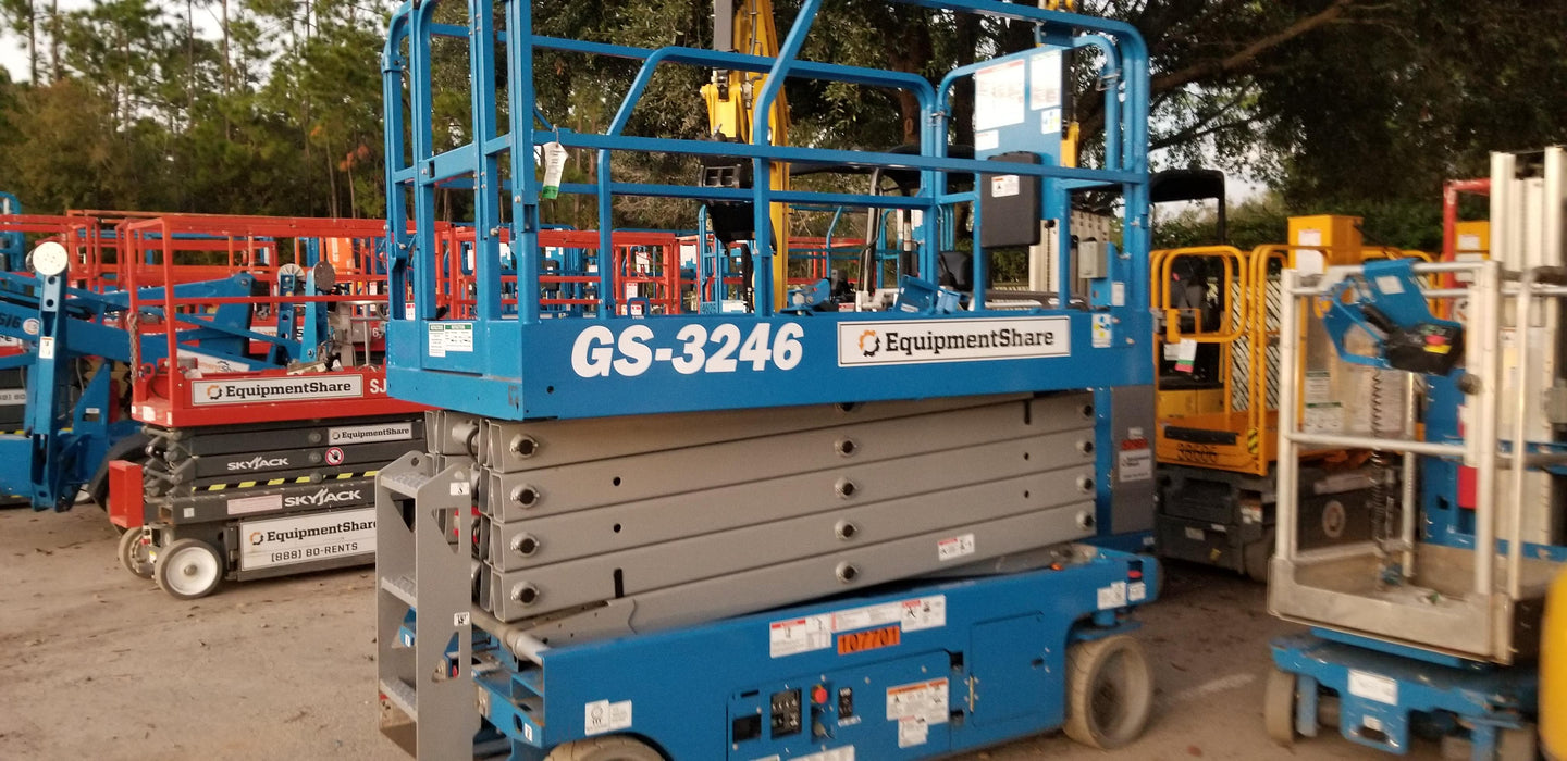 2020 Genie GS-3246 Standard, Folding full height swing gate