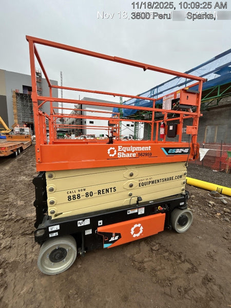 2025 JLG ES3246