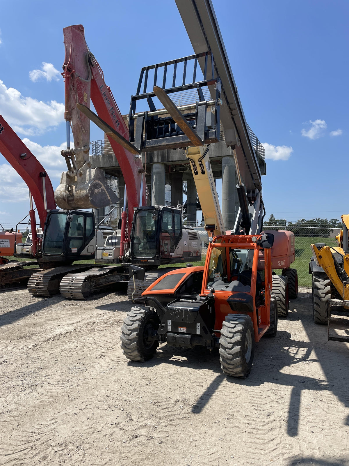 2024 JLG G5-18A