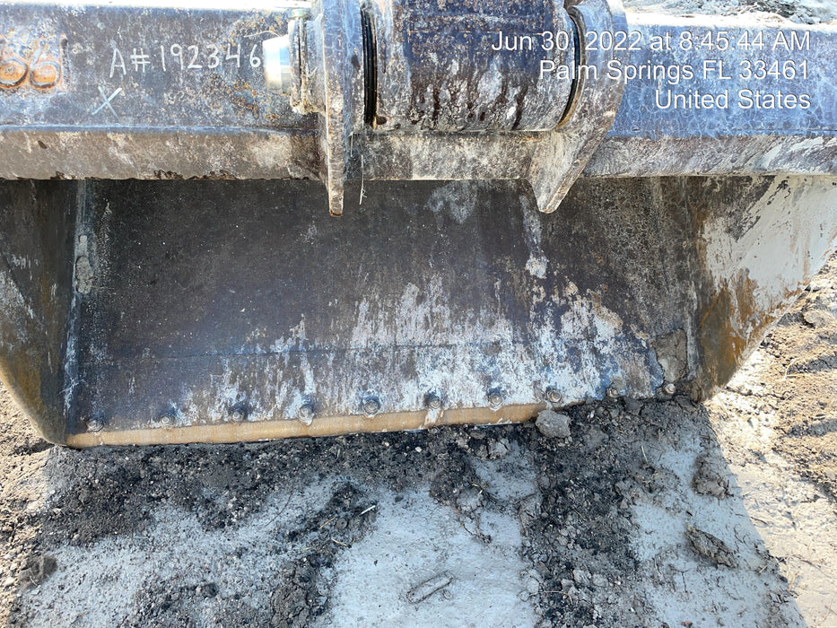 2016 CASE 60" Ditching Bucket - Case