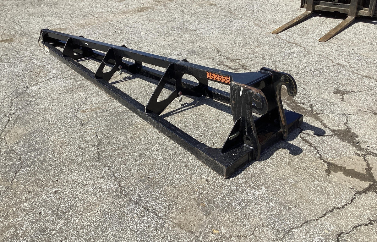2023 JLG 1001275853
