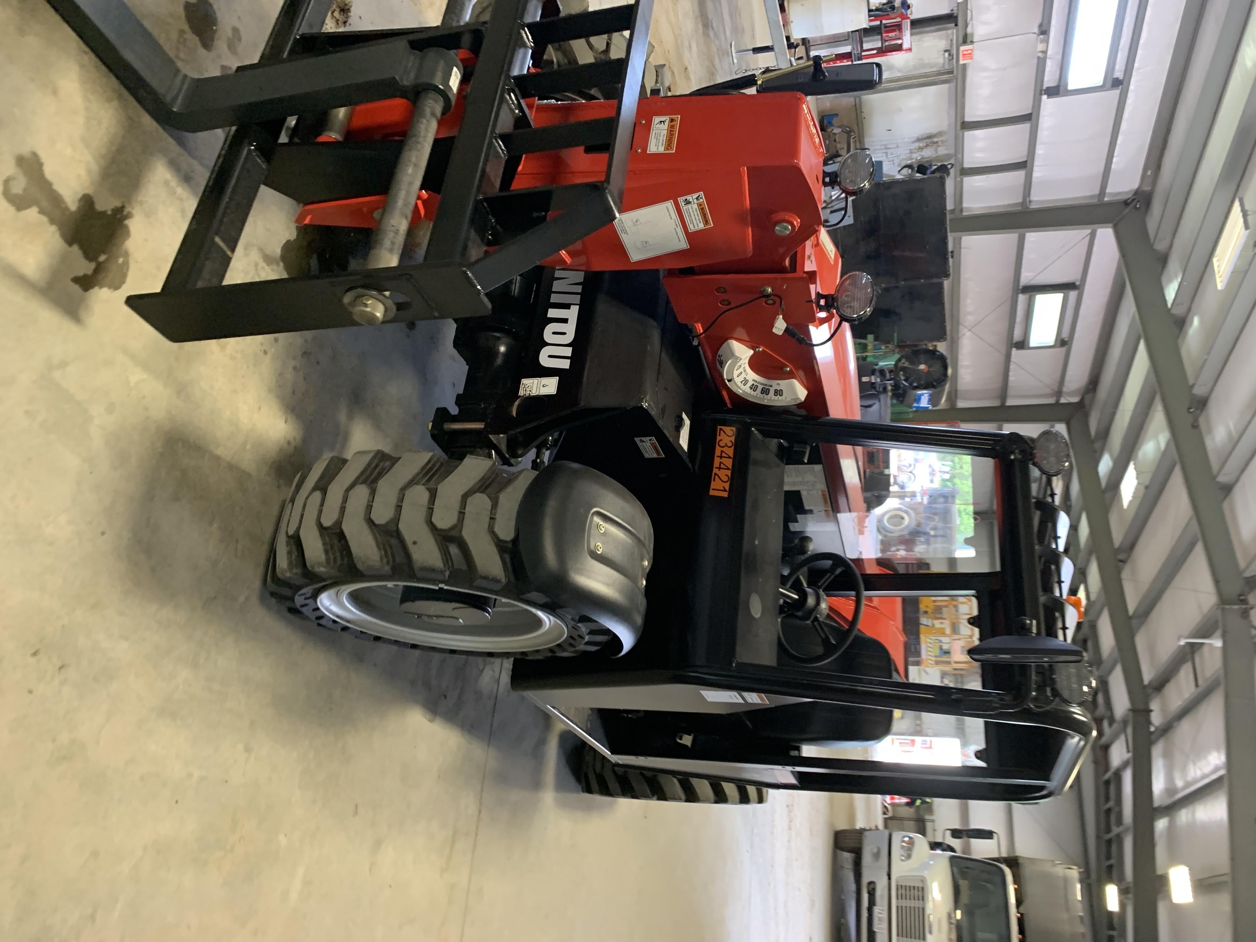 2022 MANITOU MTA5519