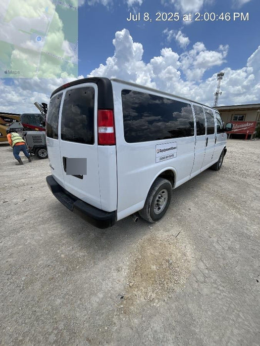 2023 CHEVROLET Express Van - Rental