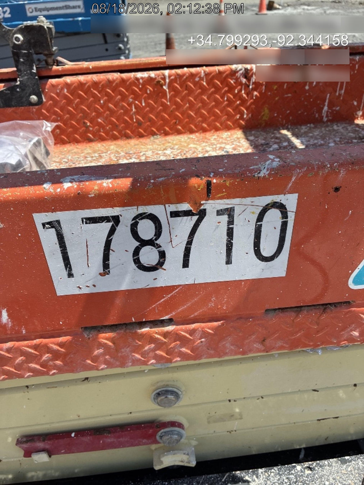 2021 JLG ES1932