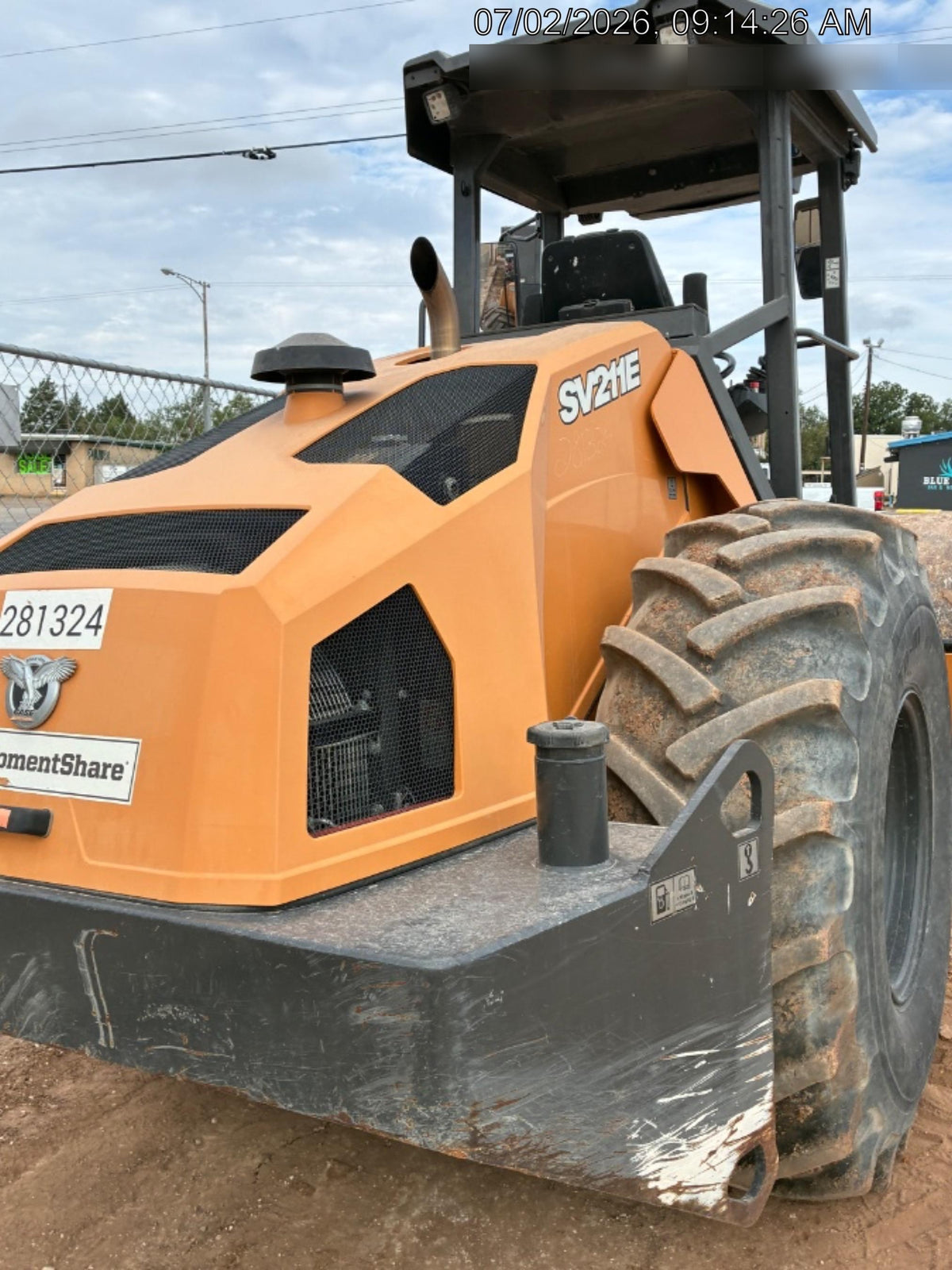 2023 CASE SV211E