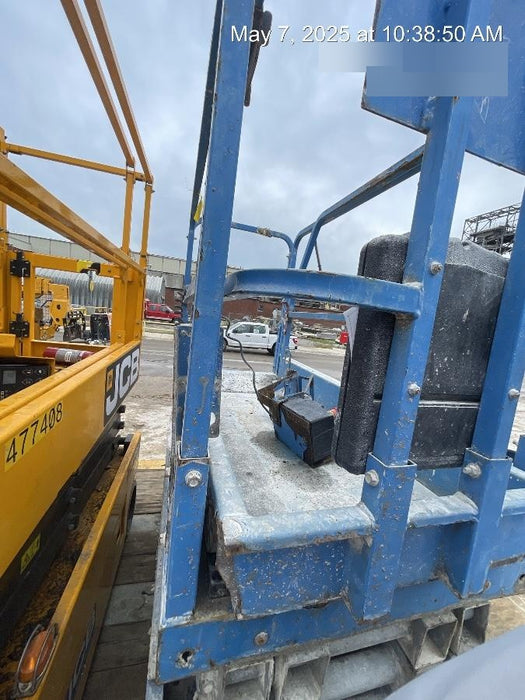 2019 Genie GS-1930 Fixed rails with chain Entry