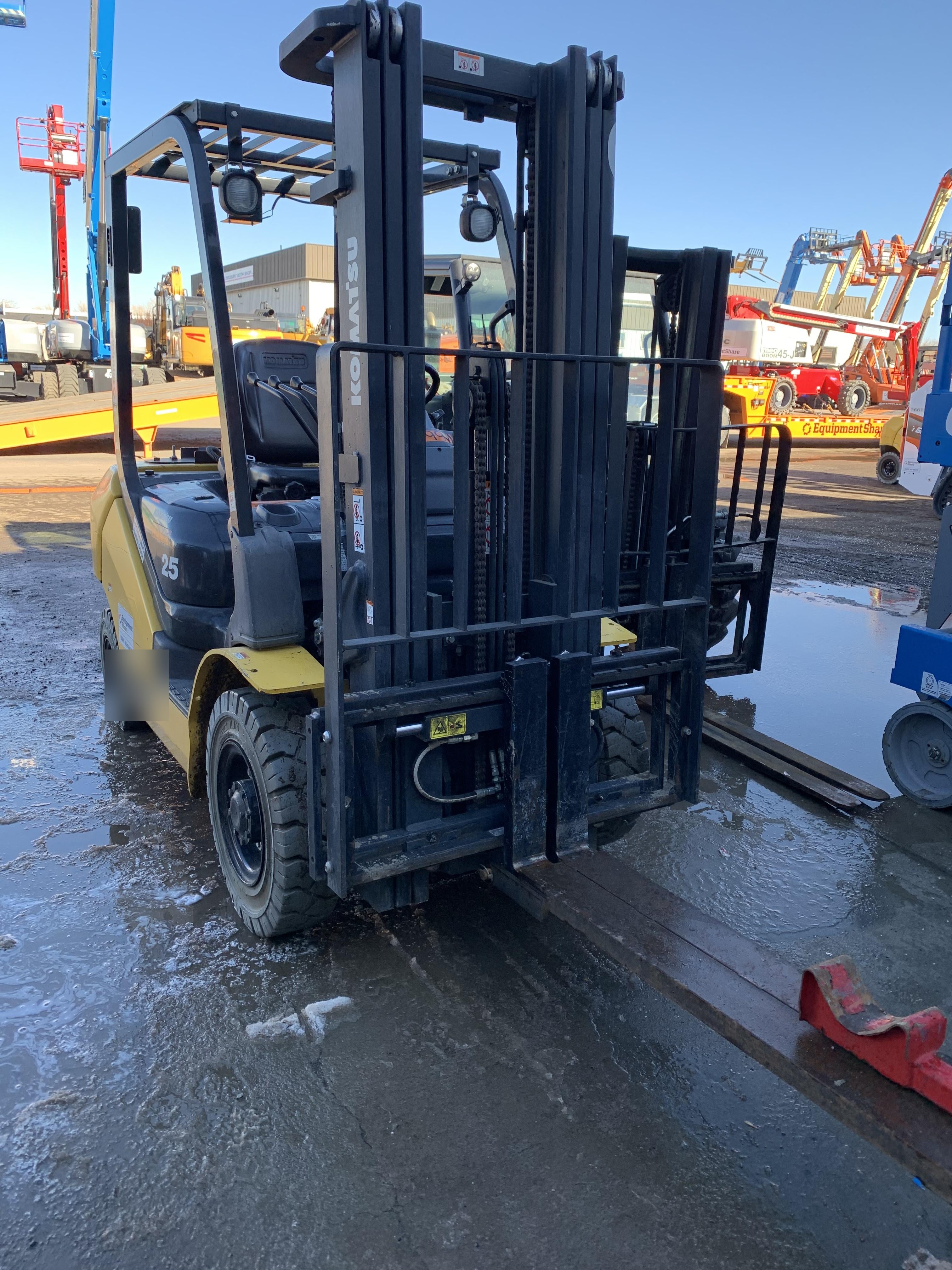 2018 KOMATSU FG25HT-16