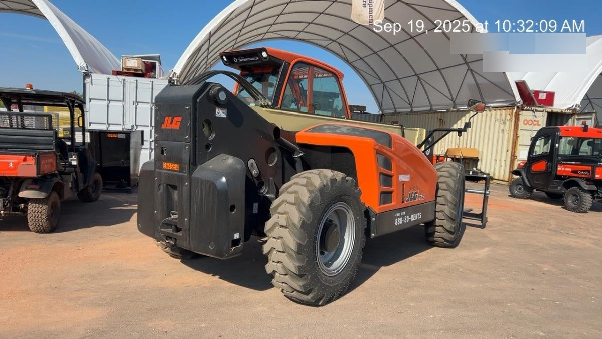 2025 JLG 1732