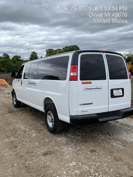 2025 CHEVROLET Express Van - Rental