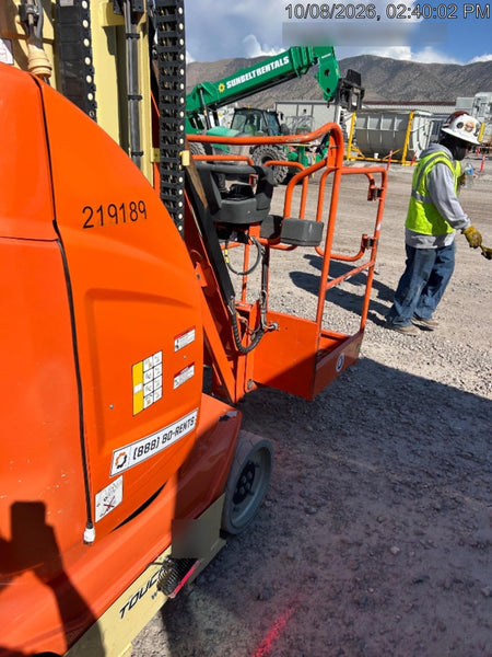 2022 JLG 26E