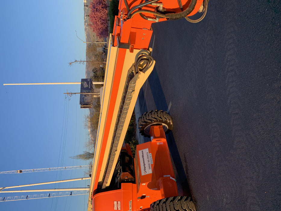 2020 JLG 600S