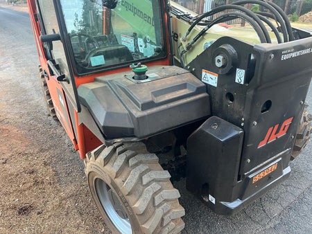 2025 JLG 519