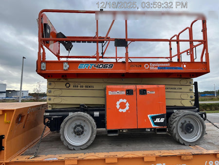 2022 JLG ERT4069