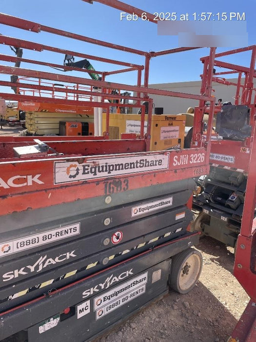 2016 Skyjack SJIII-3226 Skyjack SJ3226 Scissor Lift