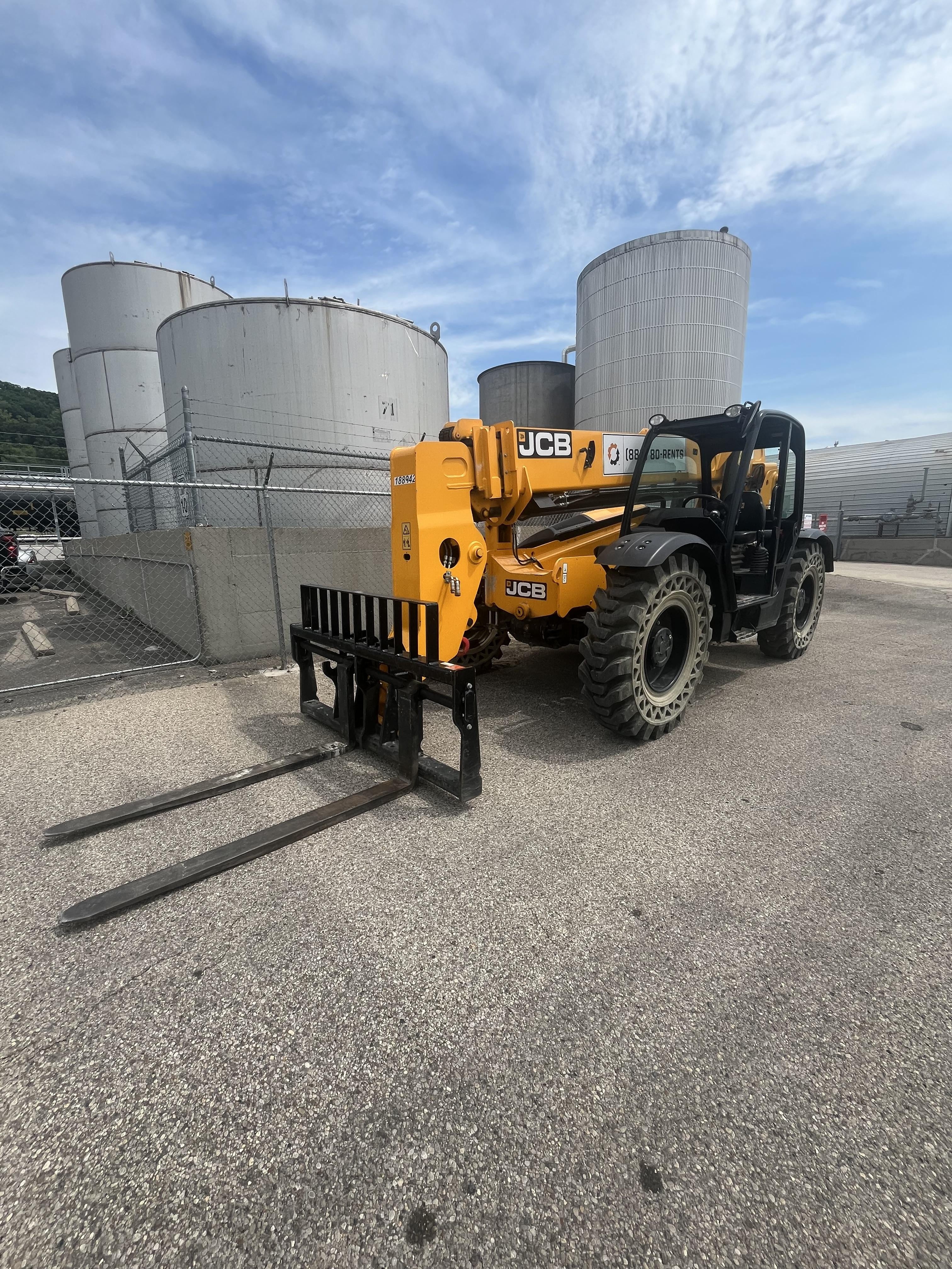 2021 JCB 509-42