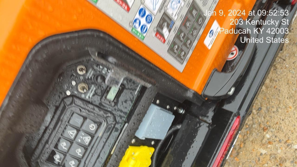 2023 Generac MLT2 Diesel, Flex Switch 120V Input, Powerzone Controller, 
(4) 320W LED Lights, 4kW Generator, 39.9 Gal Fuel Tank, 2" Ball, T3