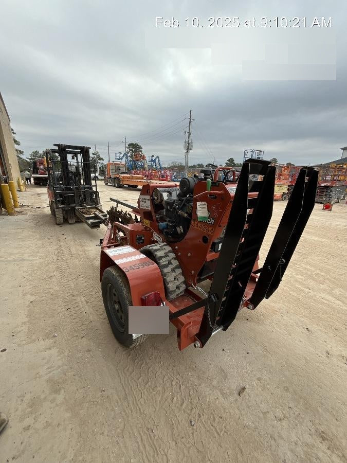 2023 DITCH WITCH S3C