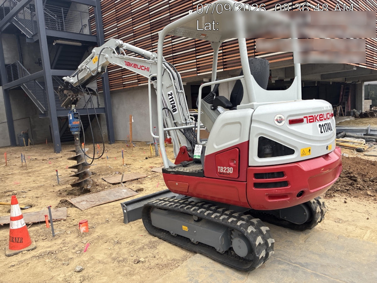 2022 TAKEUCHI TB230R