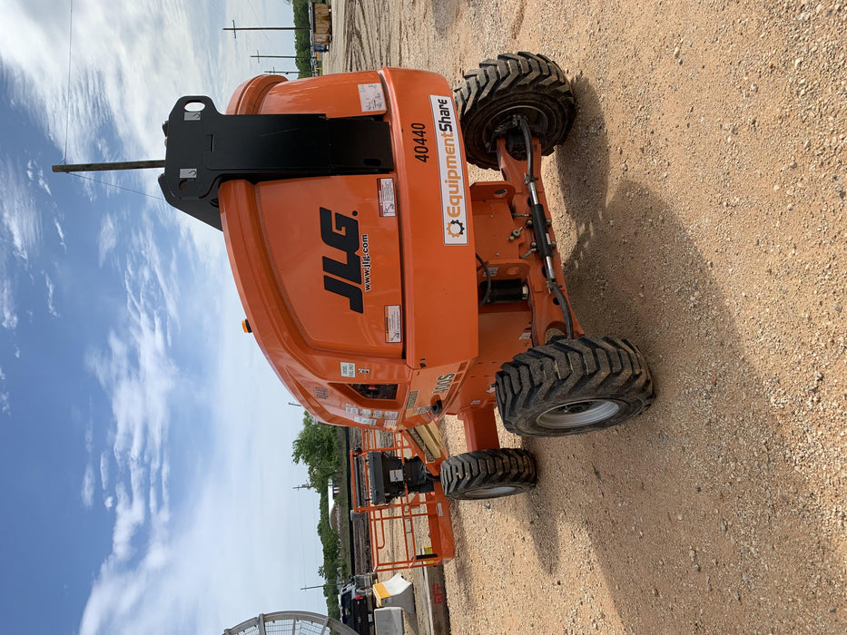 2019 JLG 400S