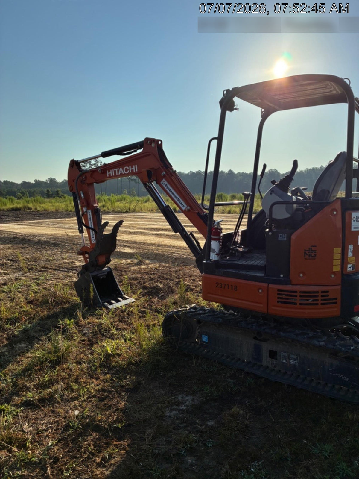 2022 HITACHI ZX26U-5N
