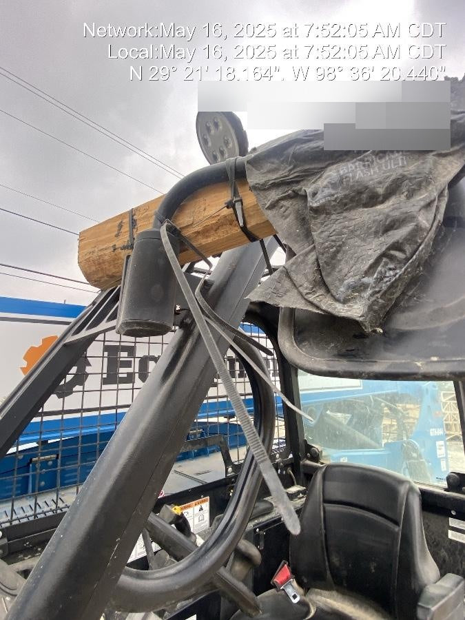2022 GENIE GTH-844