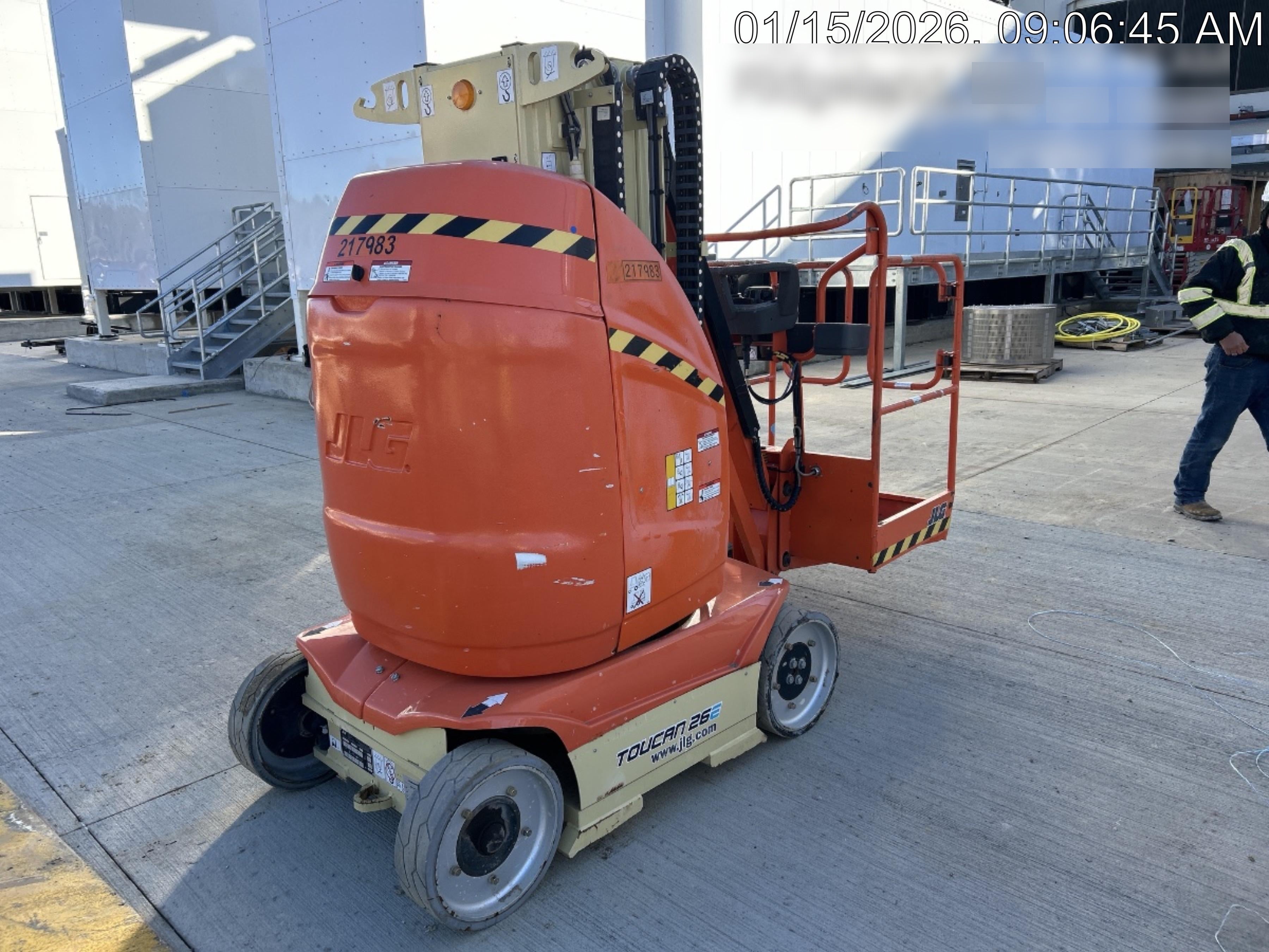 2022 JLG 26E