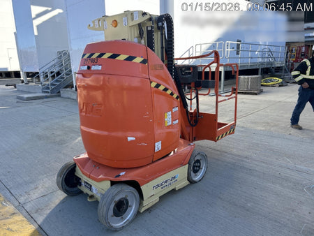 2022 JLG 26E