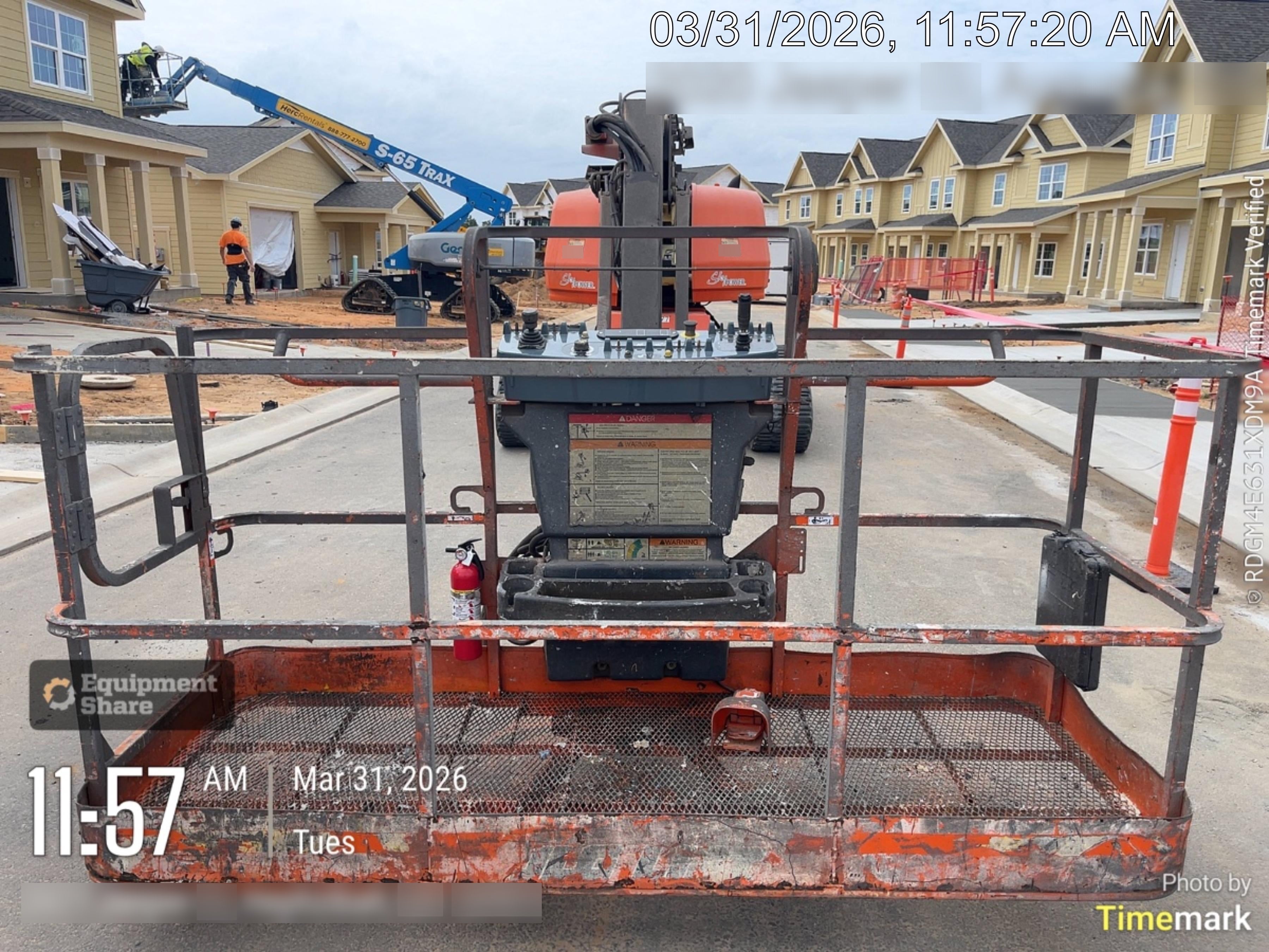 2022 JLG 660SJ Quad Track