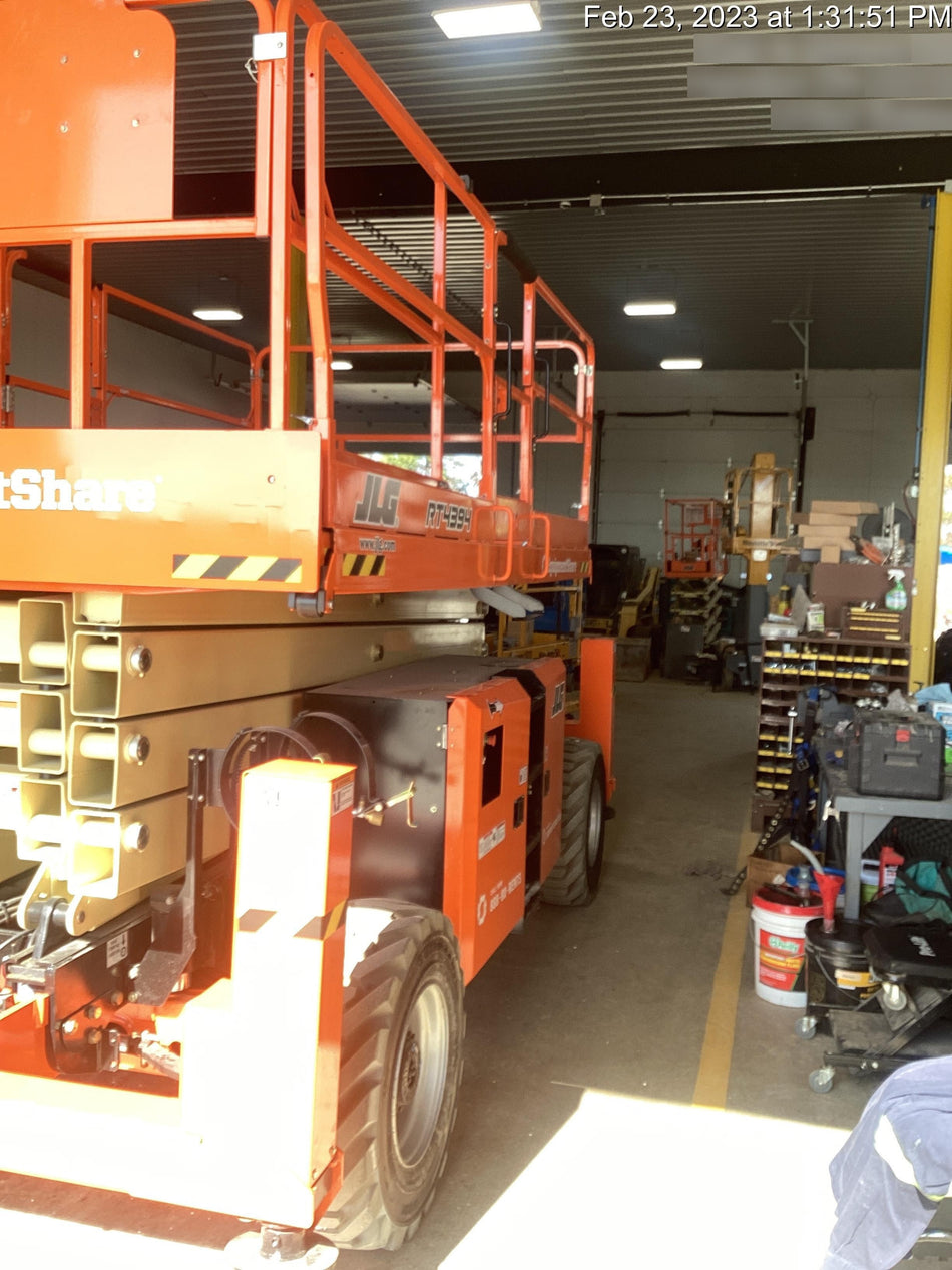 2023 JLG RT4394