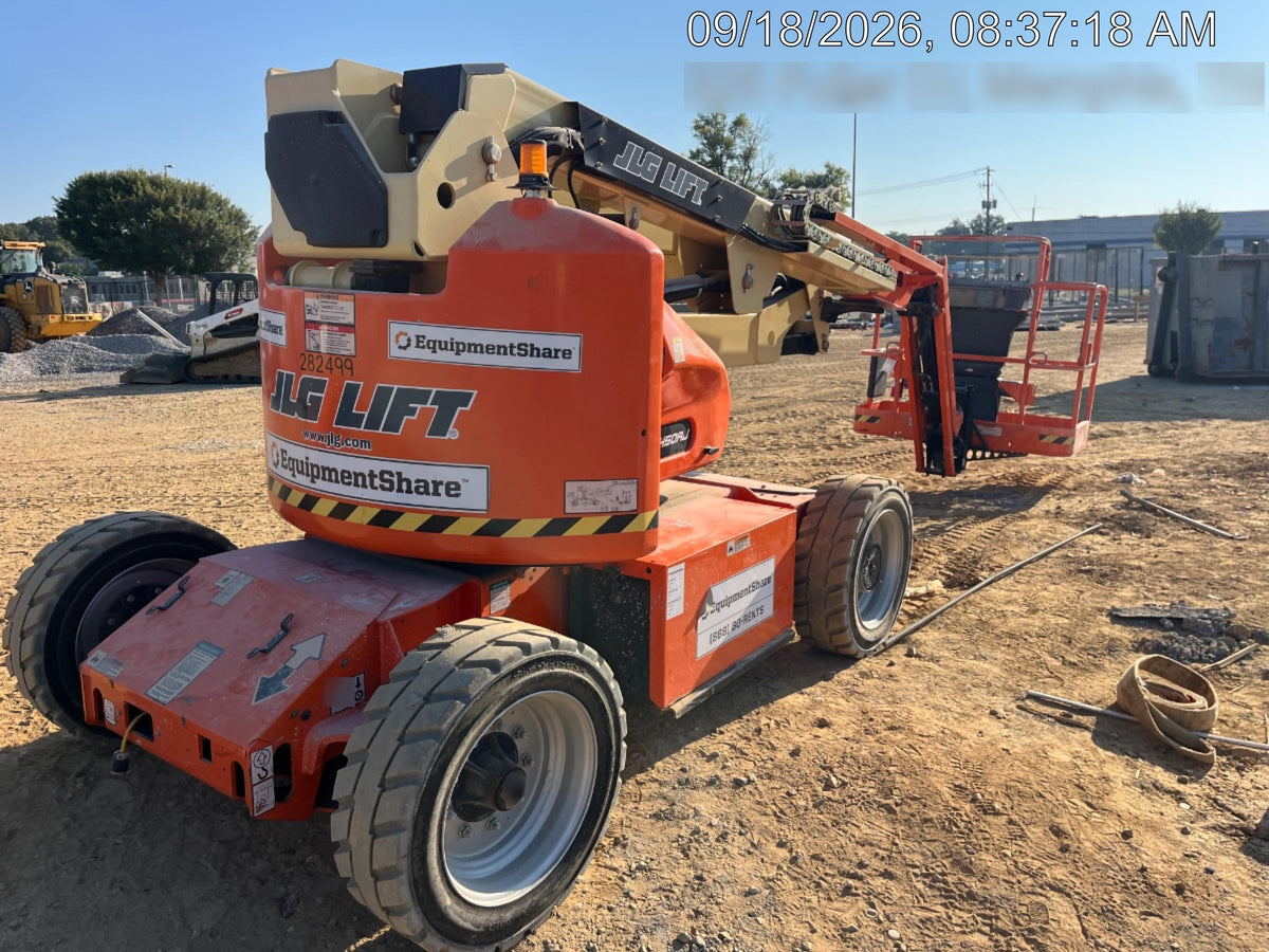 2022 JLG E450AJ