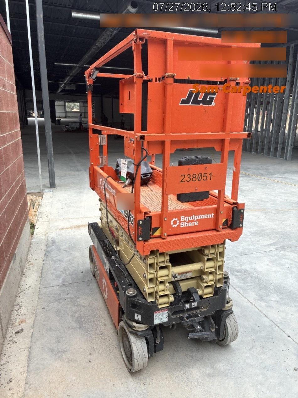 2022 JLG ES1932