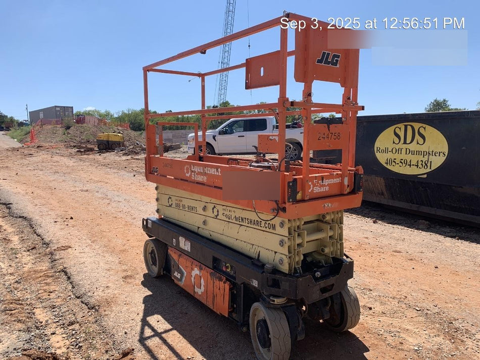 2022 JLG ES2632