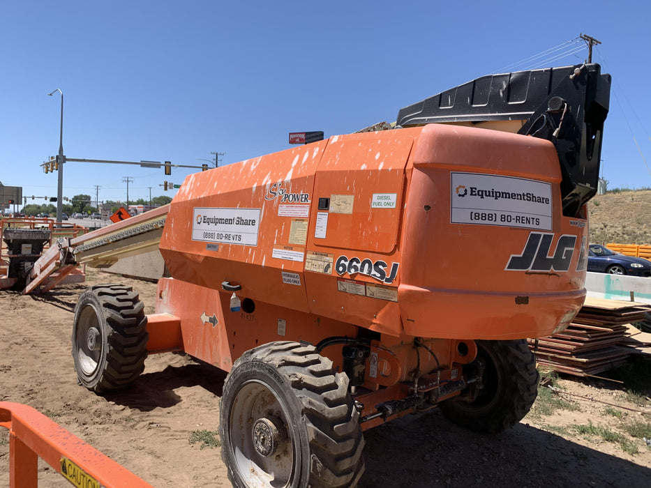 2014 JLG 660SJ