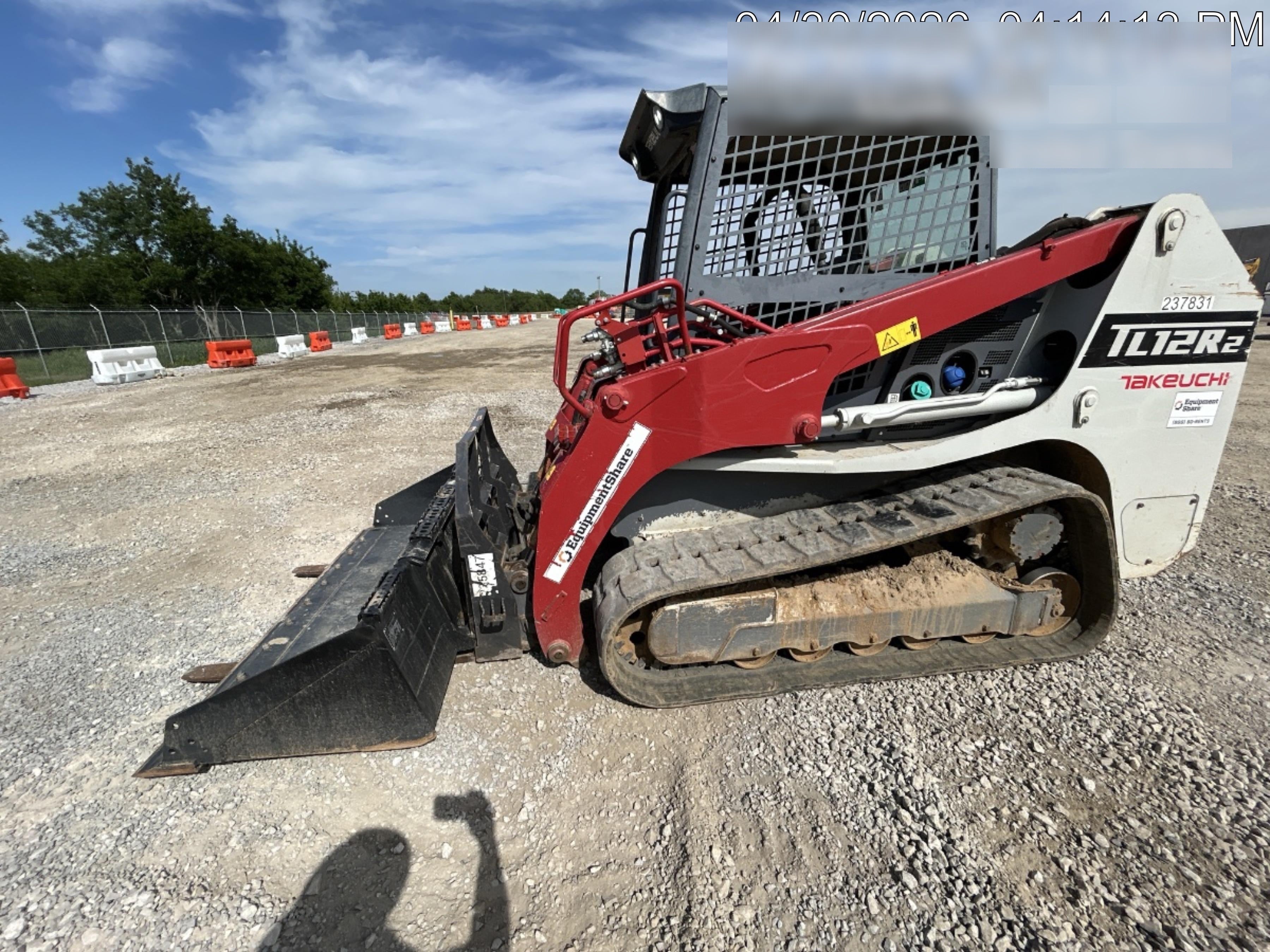 2022 TAKEUCHI TL12R2-R