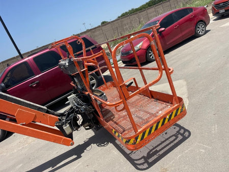 2022 JLG 860SJ