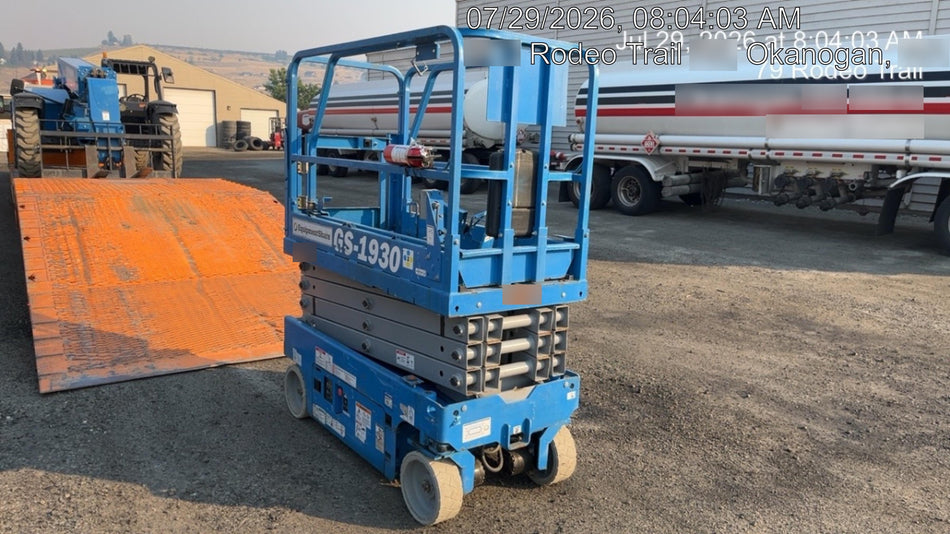 2019 Genie GS-1930 Half Height Swing Gate, 800W Inverter