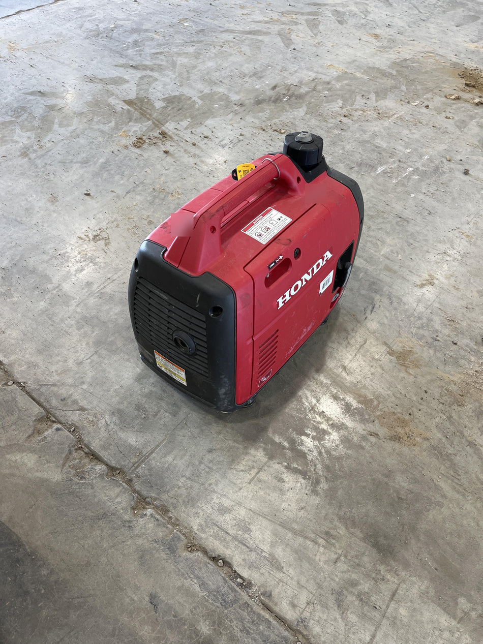 2019 HONDA EU2200i
